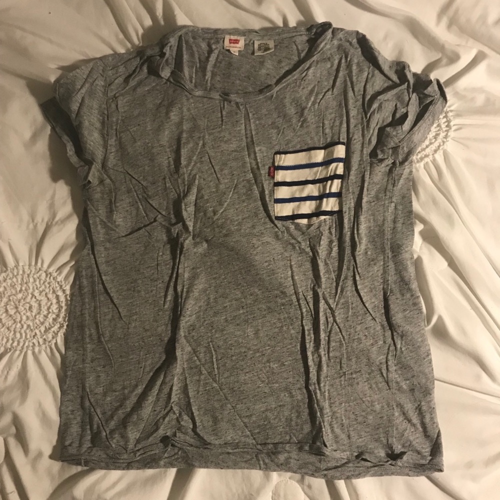 Levi’s Perfect Pocket T-Shirt